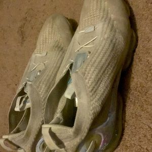 Nike Vapor max will negotiate price